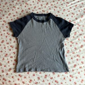 blue two tone cropped t-shirt